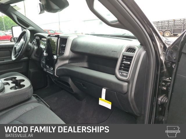 2026 RAM 2500 RAM 2500 BLACK EXPRESS CREW CAB 4X4 6'4' BOX