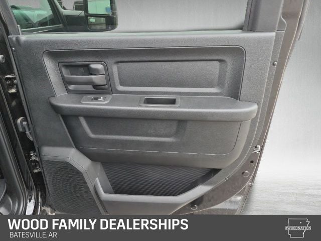 2026 RAM 2500 RAM 2500 BLACK EXPRESS CREW CAB 4X4 6'4' BOX