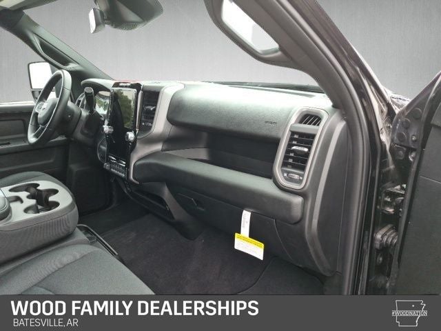 2026 RAM 2500 RAM 2500 BLACK EXPRESS CREW CAB 4X4 6'4' BOX