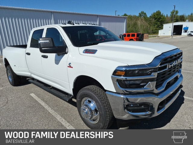 2027 RAM Ram 3500 RAM 3500 TRADESMAN CREW CAB 4X4 8' BOX