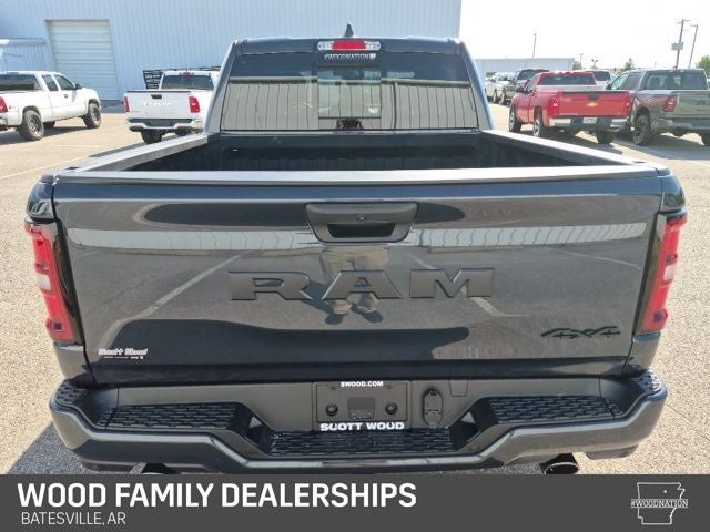 2026 RAM 1500 RAM 1500 EXPRESS CREW CAB 4X4 5'7' BOX