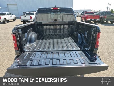 2026 RAM 1500 RAM 1500 EXPRESS CREW CAB 4X4 5'7' BOX