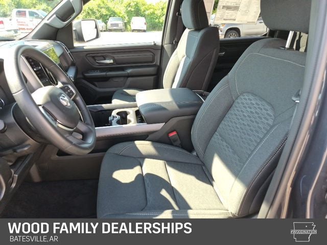 2026 RAM 1500 RAM 1500 EXPRESS CREW CAB 4X4 5'7' BOX