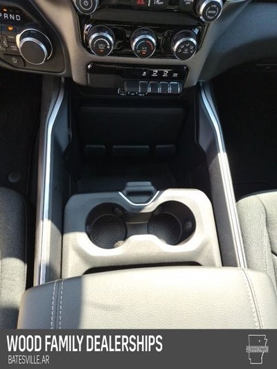 2026 RAM 1500 RAM 1500 EXPRESS CREW CAB 4X4 5'7' BOX