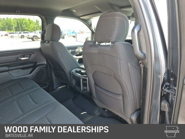 2026 RAM 1500 RAM 1500 EXPRESS CREW CAB 4X4 5'7' BOX