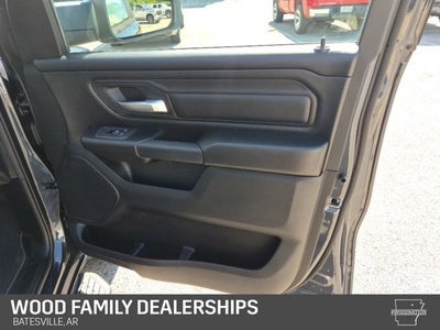 2026 RAM 1500 RAM 1500 EXPRESS CREW CAB 4X4 5'7' BOX