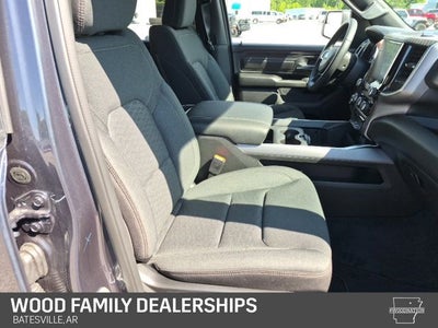 2026 RAM 1500 RAM 1500 EXPRESS CREW CAB 4X4 5'7' BOX