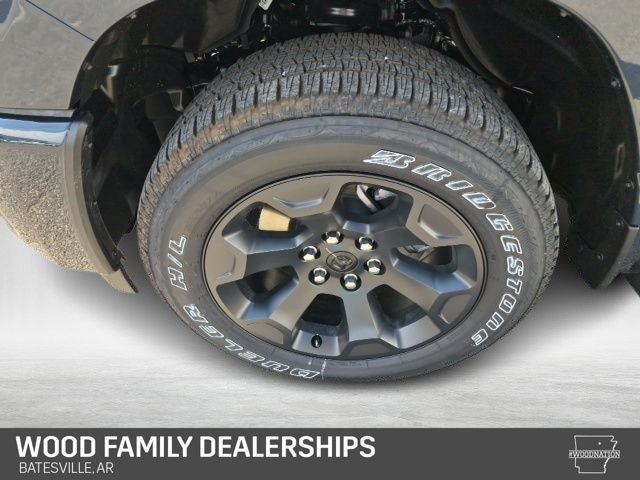 2026 RAM 1500 RAM 1500 EXPRESS CREW CAB 4X4 5'7' BOX