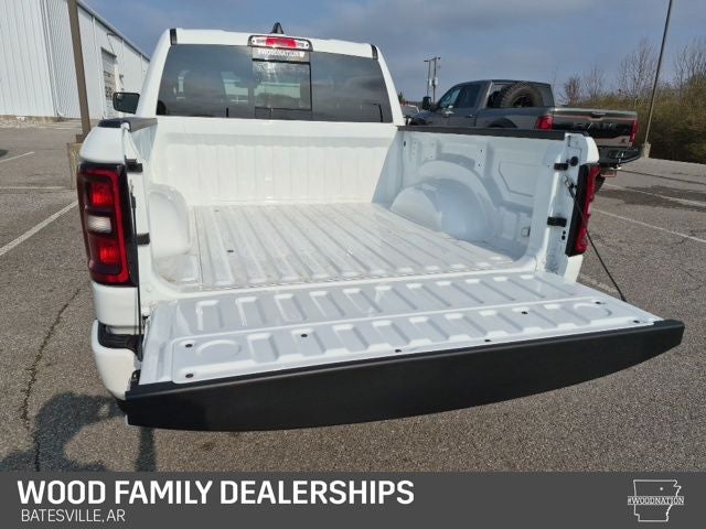 2026 RAM 1500 RAM 1500 EXPRESS CREW CAB 4X4 5'7' BOX
