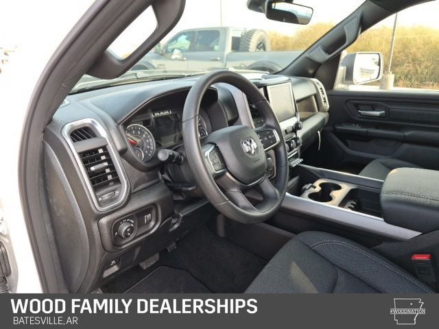 2026 RAM 1500 RAM 1500 EXPRESS CREW CAB 4X4 5'7' BOX