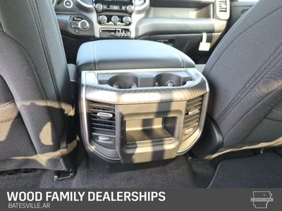 2026 RAM 1500 RAM 1500 EXPRESS CREW CAB 4X4 5'7' BOX