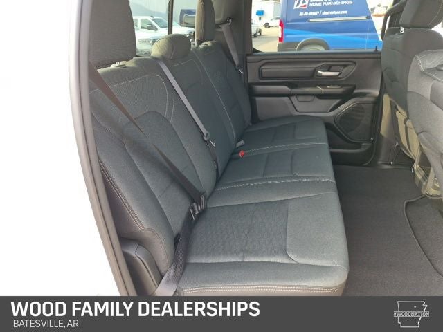 2026 RAM 1500 RAM 1500 EXPRESS CREW CAB 4X4 5'7' BOX