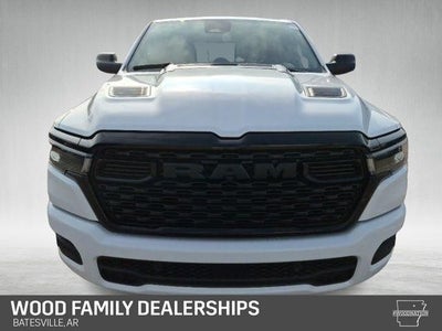 2026 RAM 1500 RAM 1500 EXPRESS CREW CAB 4X4 5'7' BOX