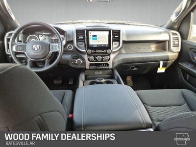2026 RAM 1500 RAM 1500 EXPRESS CREW CAB 4X4 5'7' BOX