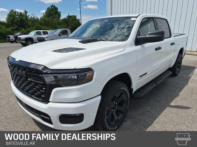 2026 RAM 1500 RAM 1500 EXPRESS CREW CAB 4X4 5'7' BOX