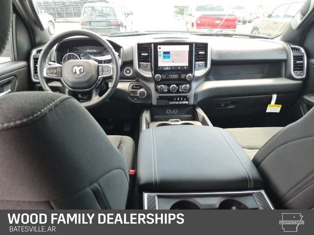 2026 RAM 1500 RAM 1500 EXPRESS CREW CAB 4X4 5'7' BOX