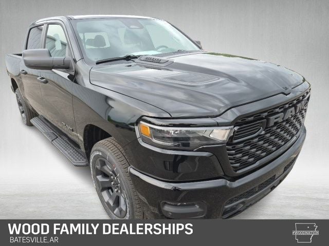 2026 RAM 1500 RAM 1500 EXPRESS CREW CAB 4X4 5'7' BOX