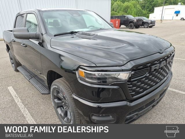 2026 RAM 1500 RAM 1500 EXPRESS CREW CAB 4X4 5'7' BOX