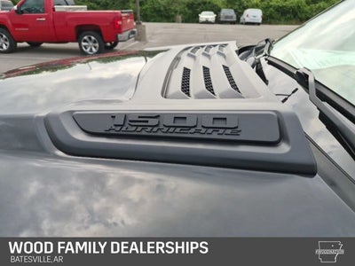2026 RAM 1500 RAM 1500 EXPRESS CREW CAB 4X4 5'7' BOX