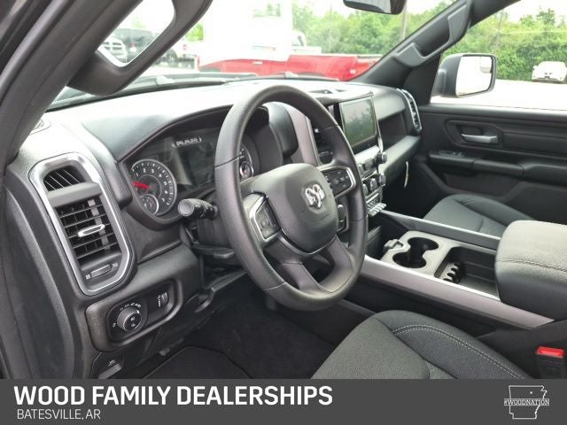 2026 RAM 1500 RAM 1500 EXPRESS CREW CAB 4X4 5'7' BOX