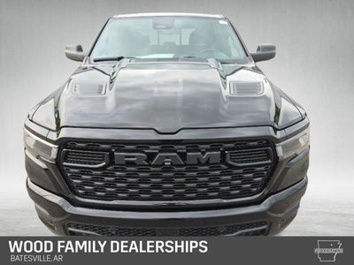 2026 RAM 1500 RAM 1500 EXPRESS CREW CAB 4X4 5'7' BOX
