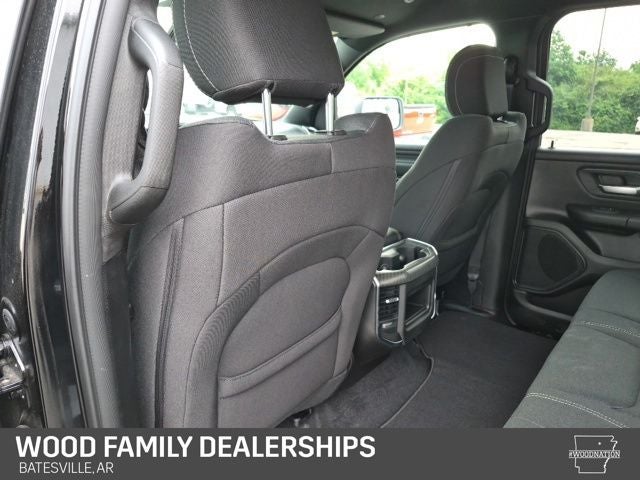 2026 RAM 1500 RAM 1500 EXPRESS CREW CAB 4X4 5'7' BOX