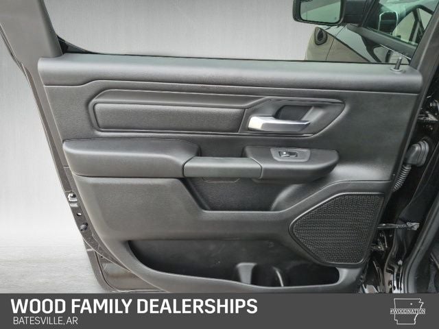 2026 RAM 1500 RAM 1500 EXPRESS CREW CAB 4X4 5'7' BOX