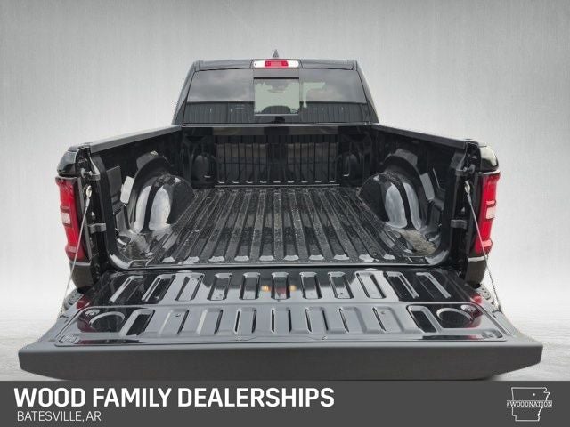 2026 RAM 1500 RAM 1500 EXPRESS CREW CAB 4X4 5'7' BOX