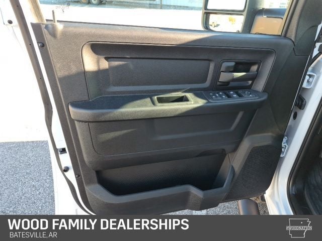 2026 RAM 2500 RAM 2500 TRADESMAN CREW CAB 4X2 6'4' BOX