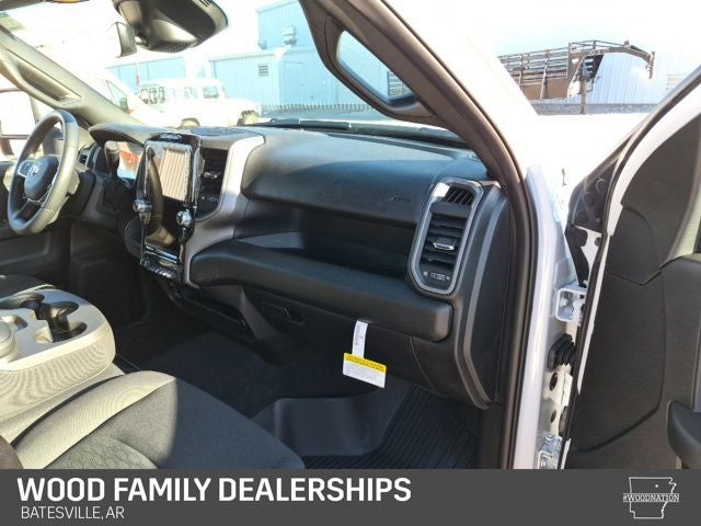 2026 RAM 2500 RAM 2500 TRADESMAN CREW CAB 4X2 6'4' BOX