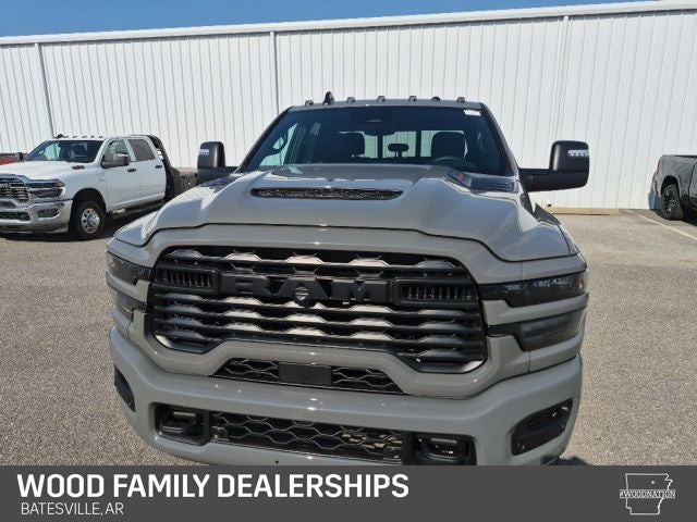 2026 RAM 2500 RAM 2500 BLACK EXPRESS CREW CAB 4X4 6'4' BOX