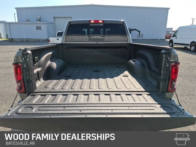 2026 RAM 2500 RAM 2500 BLACK EXPRESS CREW CAB 4X4 6'4' BOX