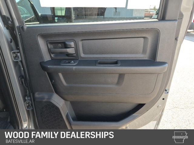 2026 RAM 2500 RAM 2500 BLACK EXPRESS CREW CAB 4X4 6'4' BOX