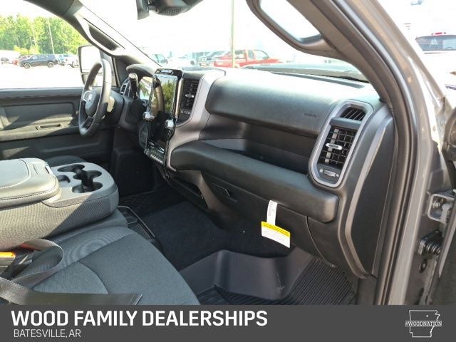 2026 RAM 2500 RAM 2500 BLACK EXPRESS CREW CAB 4X4 6'4' BOX