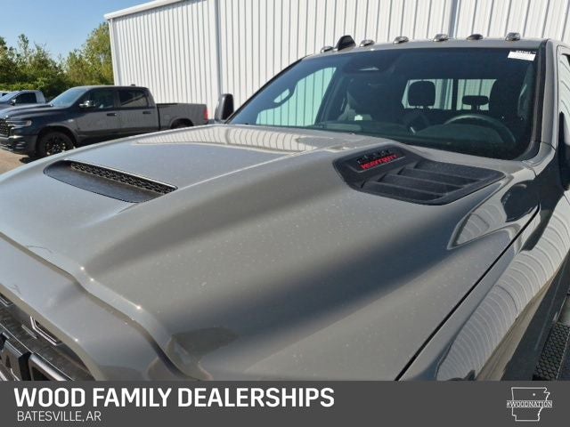 2027 RAM 2500 Black Express