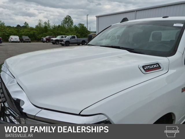 2022 RAM 2500 Tradesman Crew Cab 4x4 8' Box