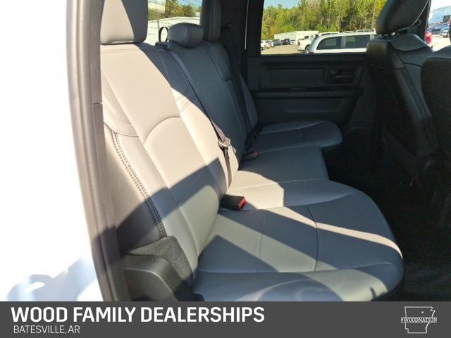 2027 RAM Ram 3500 Chassis Cab RAM 3500 TRADESMAN CREW CAB CHASSIS 4X4 60' CA