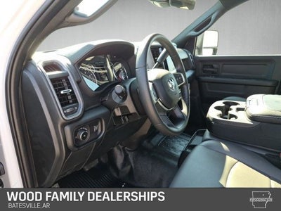 2027 RAM Ram 3500 Chassis Cab RAM 3500 TRADESMAN CREW CAB CHASSIS 4X4 60' CA