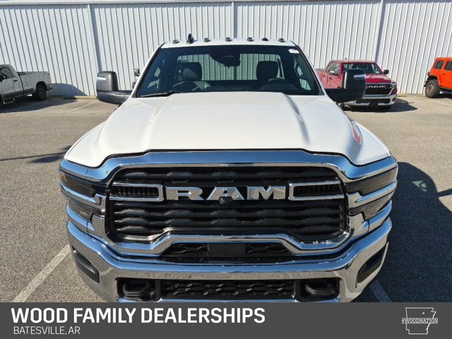 2027 RAM Ram 3500 Chassis Cab RAM 3500 TRADESMAN CHASSIS REGULAR CAB 4X4 60' CA