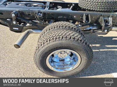 2027 RAM Ram 3500 Chassis Cab RAM 3500 TRADESMAN CREW CAB CHASSIS 4X4 60' CA