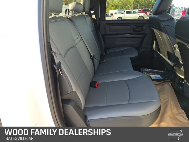 2027 RAM Ram 3500 Chassis Cab RAM 3500 TRADESMAN CREW CAB CHASSIS 4X4 60' CA