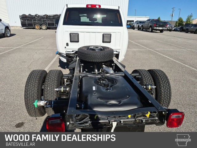 2027 RAM Ram 3500 Chassis Cab RAM 3500 TRADESMAN CREW CAB CHASSIS 4X4 60' CA