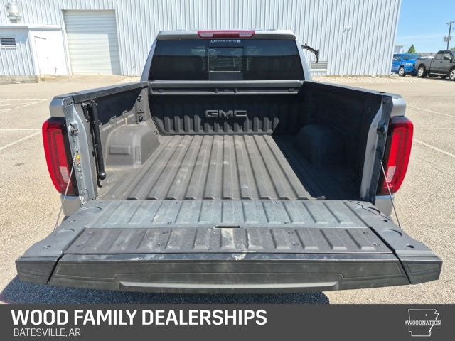 2024 GMC Sierra 1500 4WD Crew Cab Short Box SLT