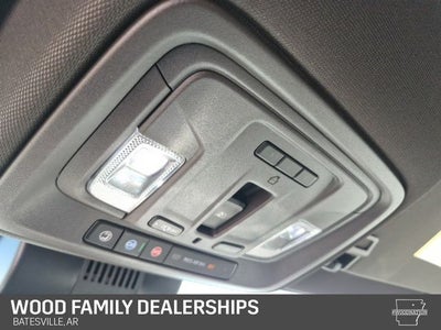 2024 GMC Sierra 1500 4WD Crew Cab Short Box SLT