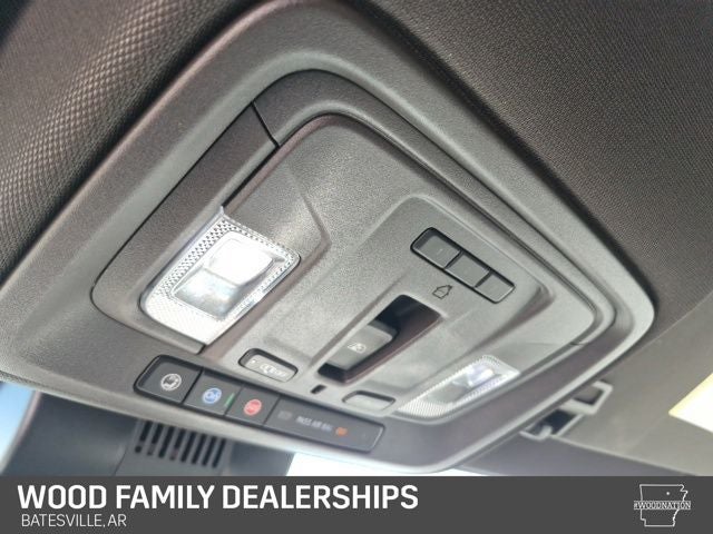 2024 GMC Sierra 1500 4WD Crew Cab Short Box SLT