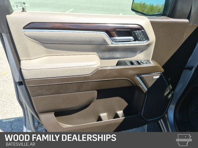 2024 GMC Sierra 1500 4WD Crew Cab Short Box SLT