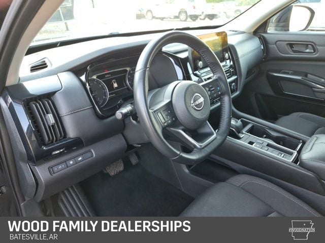 2025 Nissan Pathfinder SV FWD