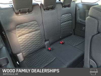 2025 Nissan Pathfinder SV FWD