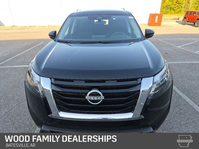 2025 Nissan Pathfinder SV FWD