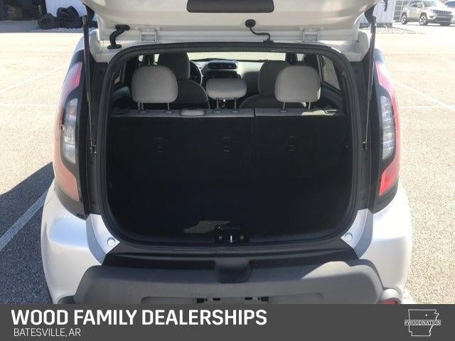 2016 Kia Soul Base